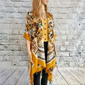 🔥NWT Kimono w/ Multicolor Floral & Aztec Design